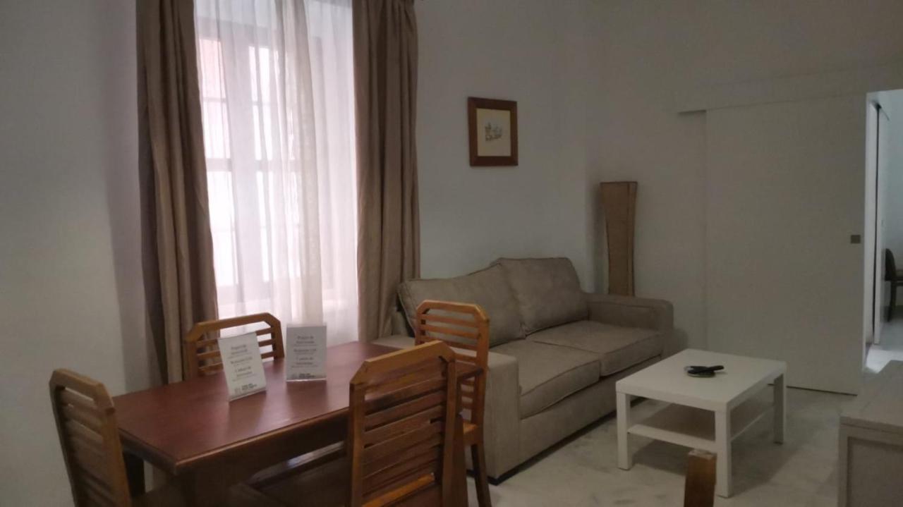 Apartamentos La Casa Del Pozo Santo เซบีญา ภายนอก รูปภาพ