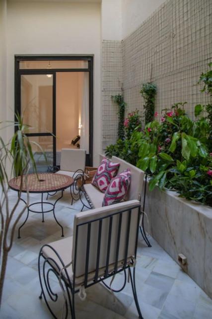 Apartamentos La Casa Del Pozo Santo เซบีญา ภายนอก รูปภาพ